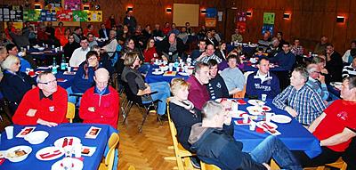 Eine volle Aula ist beim Kaffeeklatsch garantiert