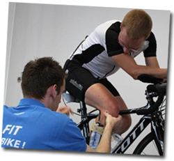 Rund drei Stunden dauert die umfassende Analyse sowie die Auswertung der Daten im Rahmen des Bikefittings expert.