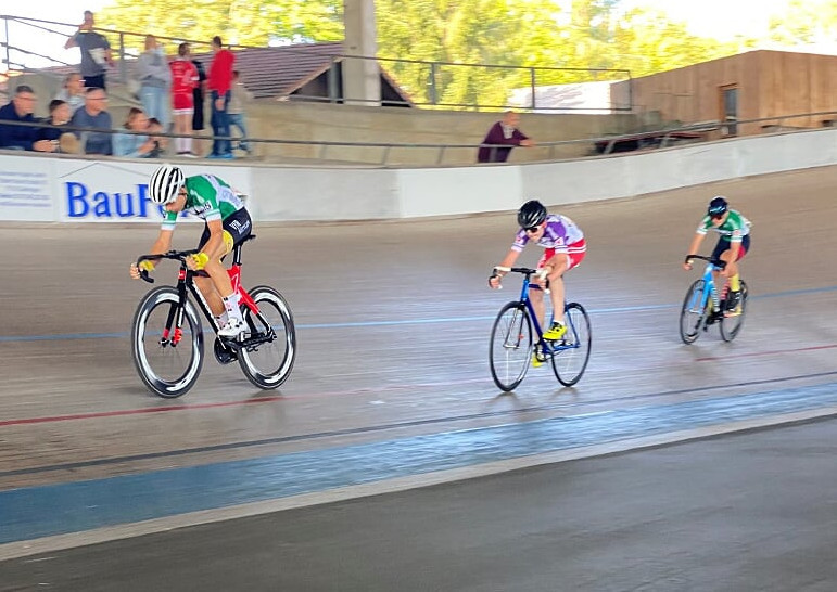 Rottmann Und Meinberg Verteidigen Fuhrung Im Trainalyzed Cup Radsport Bei Rad Net De